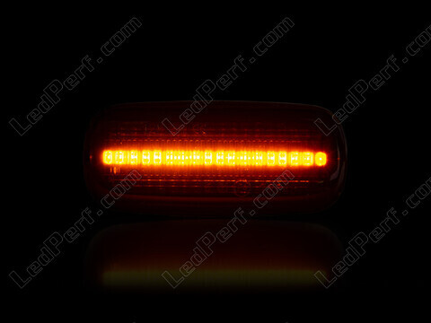 Eclairage maximal des répétiteurs latéraux dynamiques à LED pour Audi A4 B5