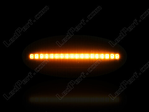 Eclairage maximal des répétiteurs latéraux dynamiques à LED pour Nissan Leaf