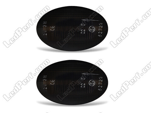 Vue de face des clignotants latéraux dynamiques à LED pour Opel Corsa C - Couleur noire fumée