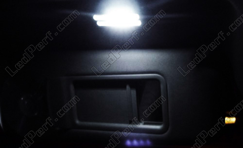 Ledlamp bij spiegel op de zonneklep BMW Serie 3 (E92 E93)