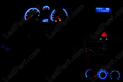 Led dashboard blauw Opel Corsa D