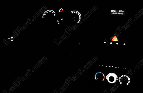 Led dashboard wit Opel Corsa D