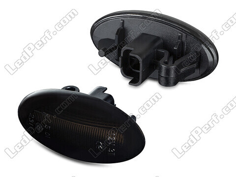 Zijaanzicht van de dynamische LED zijknipperlichten voor Peugeot 4007 - Gerookte zwarte versie