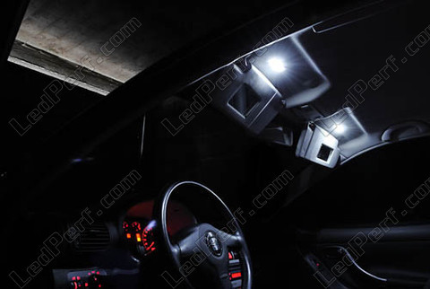Ledlamp bij spiegel op de zonneklep Seat Leon 1 (1M)