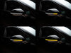 Verschillende stappen in de lichtsequentie van de dynamische knipperlichten Osram LEDriving® voor Volkswagen Touran V4 buitenspiegels