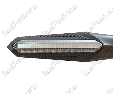 Sequentieel LED knipperlicht voor Moto-Guzzi V7 750 vooraanzicht.