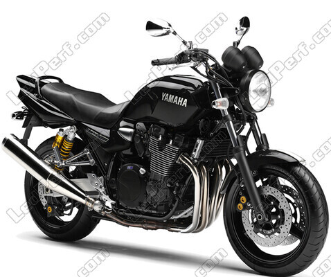 Moto Yamaha XJR 1300 (MK2) (2001 - 2014)